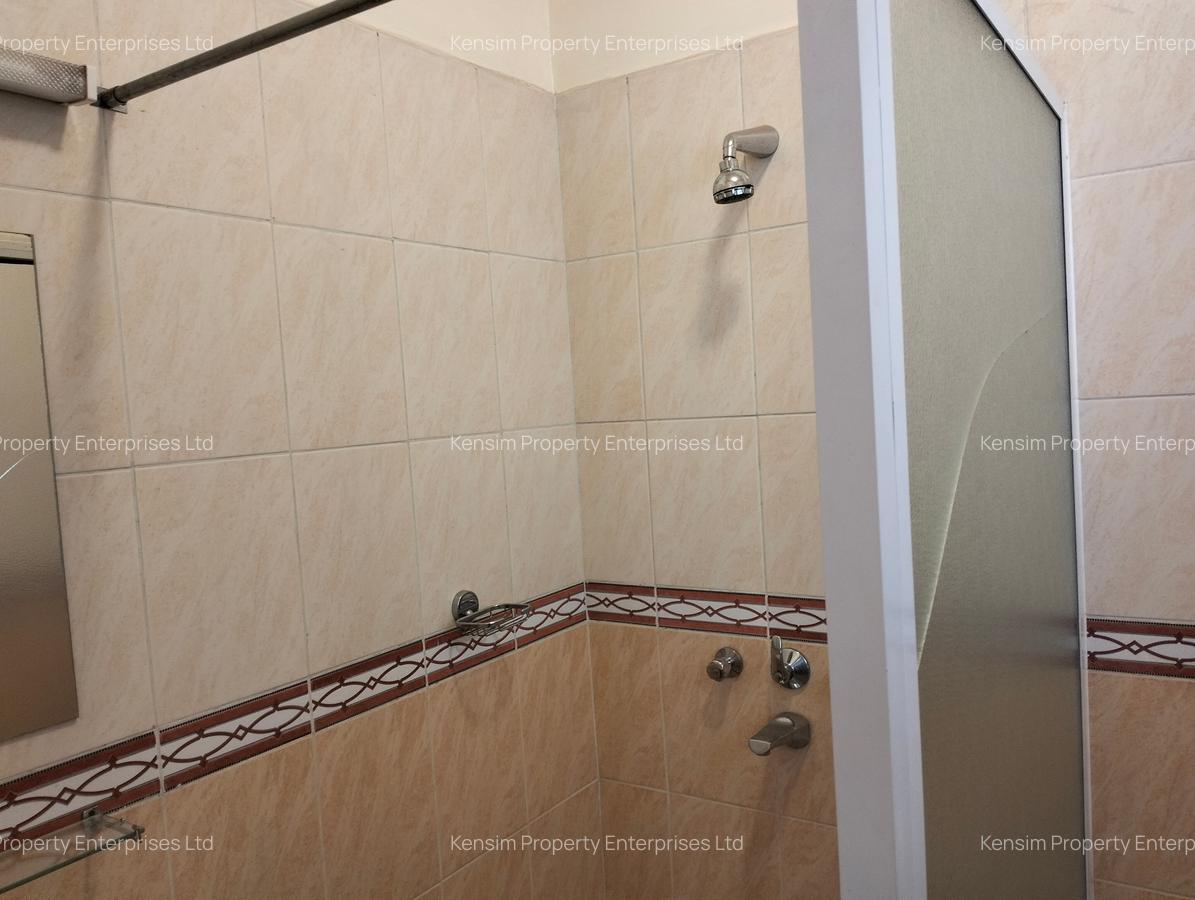 4 Bed Townhouse with En Suite in Lavington - 15