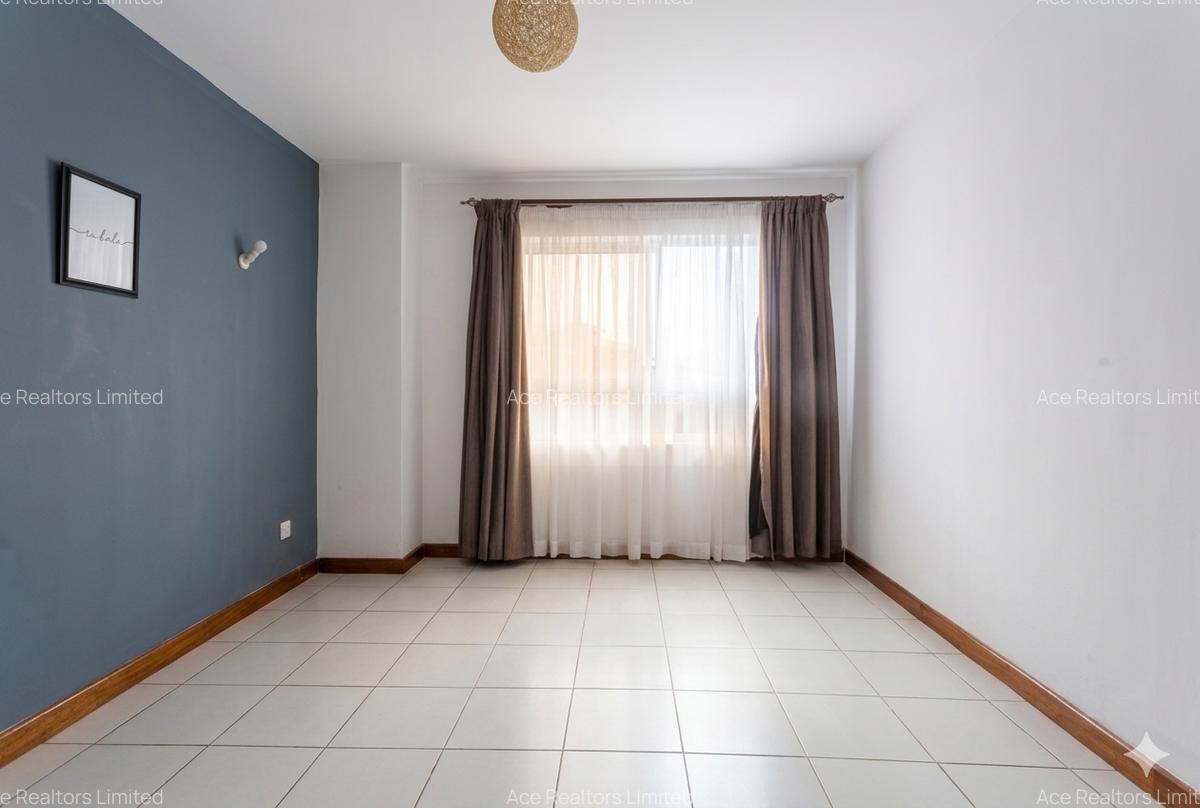 2 Bed Apartment with En Suite at Brookside Drive - 3