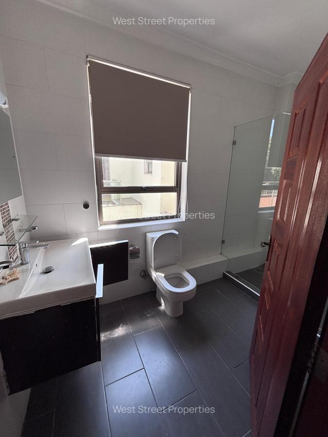 5 Bed Villa with En Suite at Lavington - 19