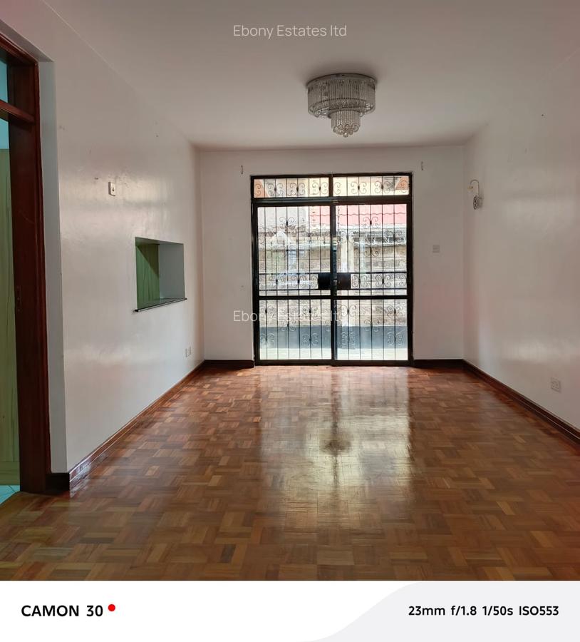 5 Bed Townhouse with En Suite in Lavington - 20