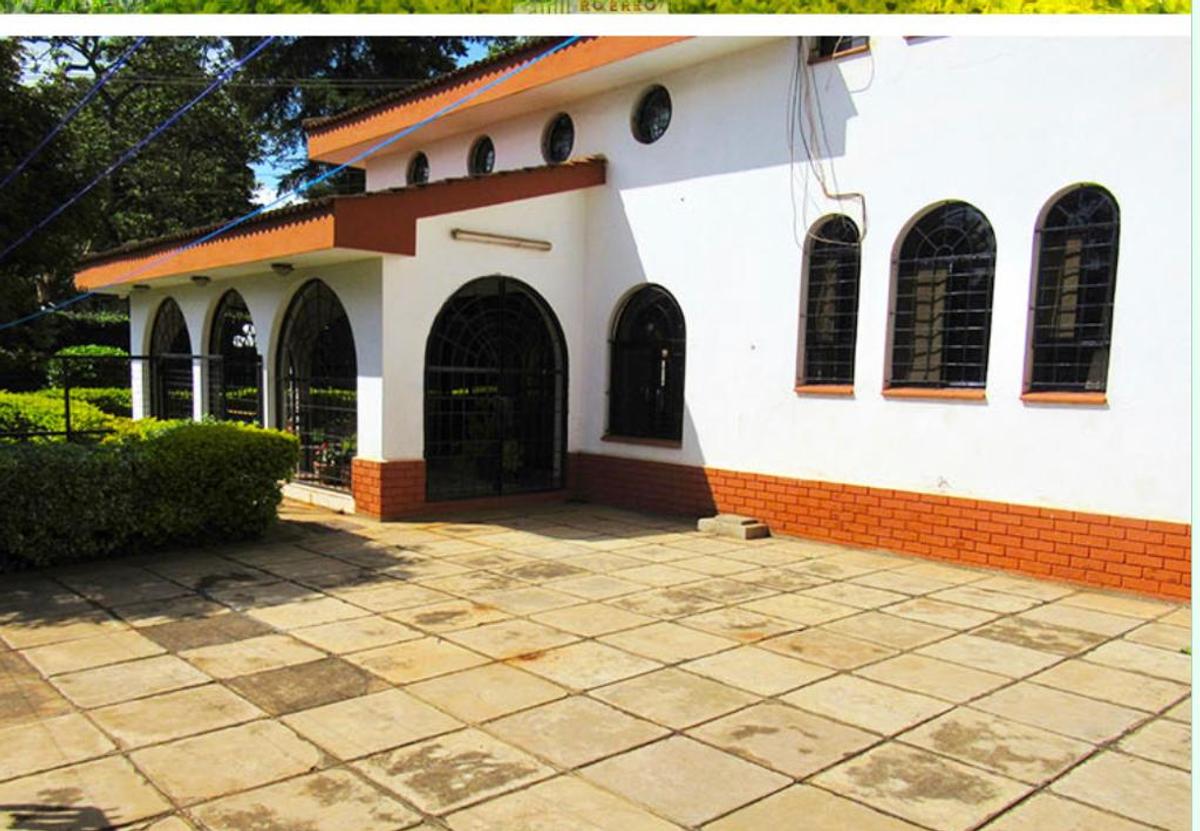 4 Bed Townhouse with En Suite at Off James Gichuru - 1