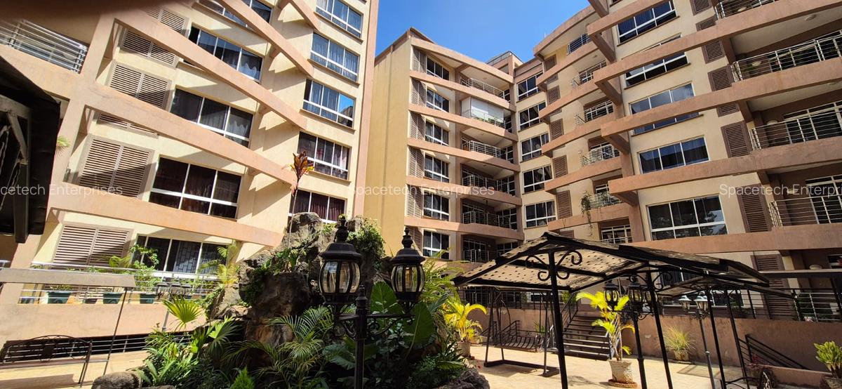 4 Bed Townhouse with En Suite in Westlands Area - 13
