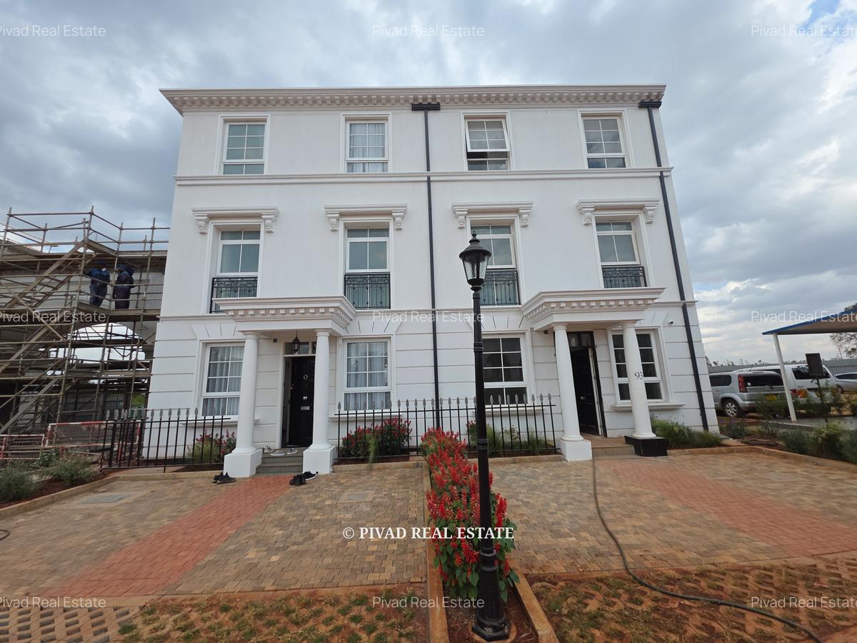 4 Bed Townhouse with Swimming Pool in Ruiru - 1