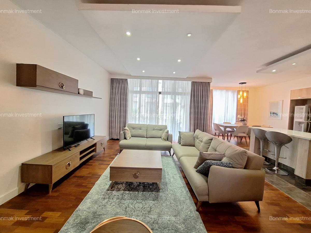 Furnished 2 Bed Apartment with En Suite at Denis Prit Road - 4