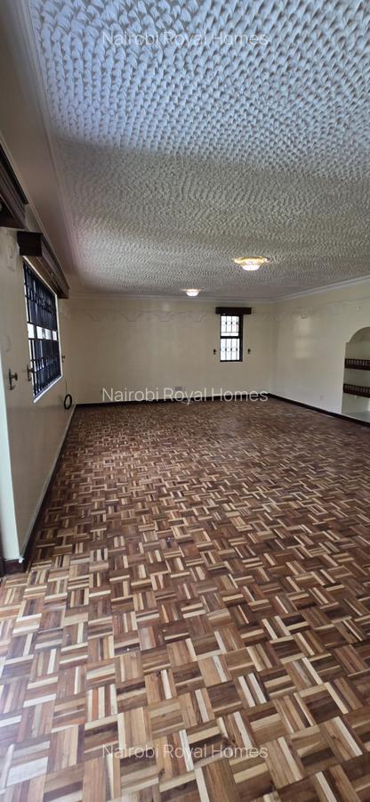 4 Bed Townhouse with En Suite at Lavington Green - 12