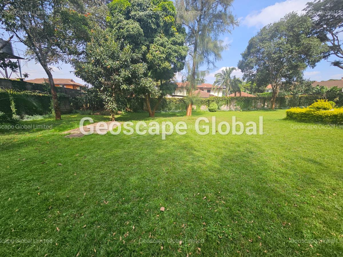 4 Bed House with En Suite in Nyari - 9