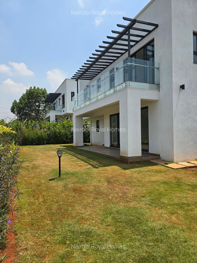 5 Bed Townhouse with En Suite at Kinanda Road - 2