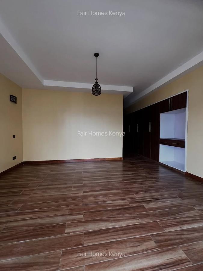 2 Bed Apartment with En Suite at Othaya Road - 13