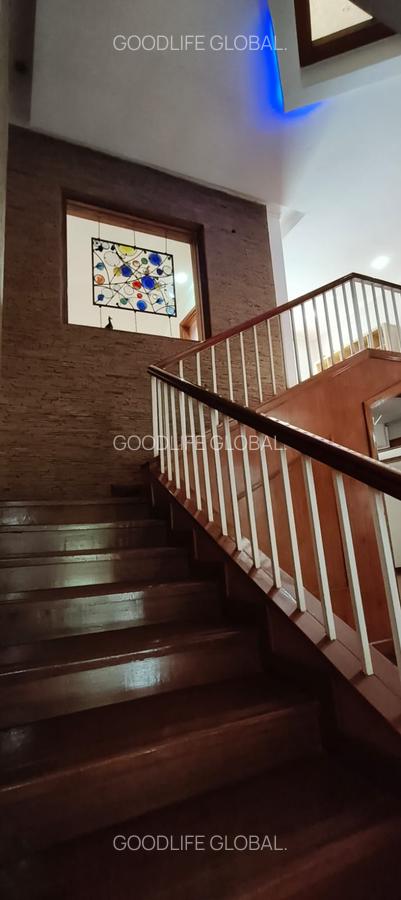 4 Bed House with En Suite at Runda - 11