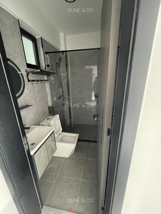 2 Bed Apartment with En Suite in Lavington - 9