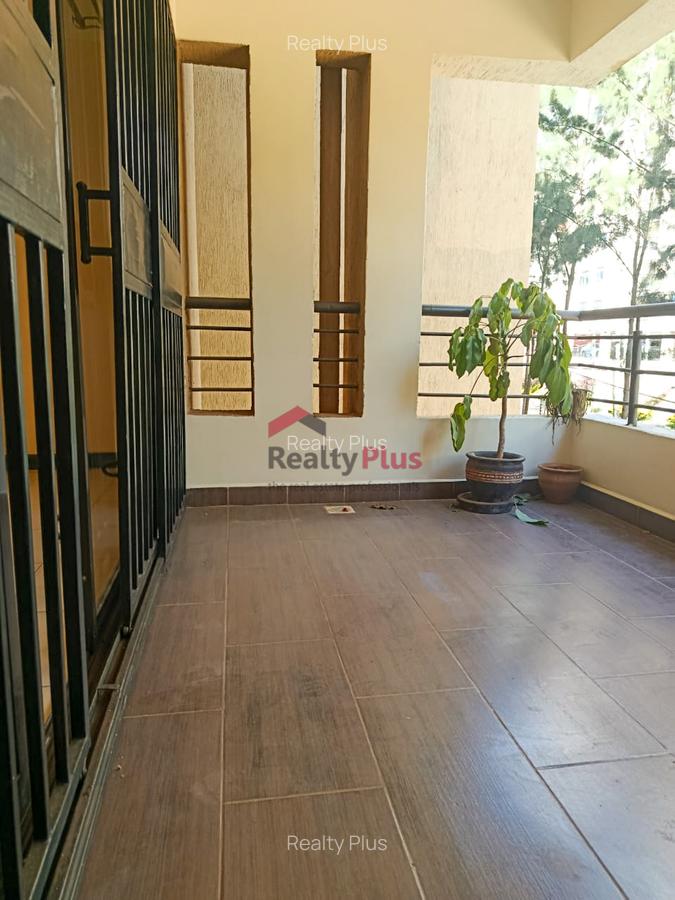 3 Bed Apartment with En Suite in Kilimani - 12
