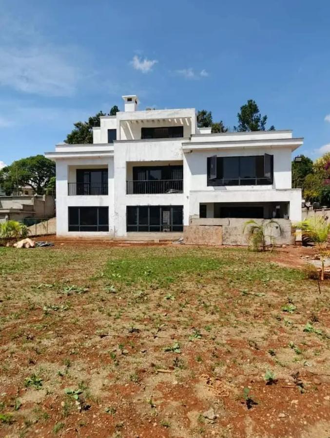 5 Bed Villa with En Suite at Off Kyuna Rd - 1