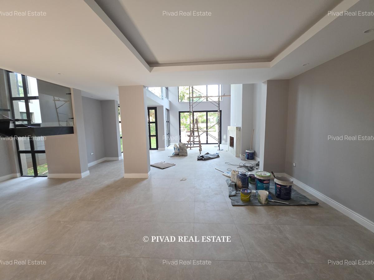 4 Bed Townhouse with Swimming Pool in Runda - 5