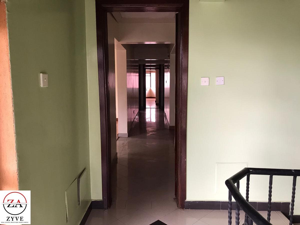 Serviced 2 Bed Apartment with En Suite at Kilimani - 9