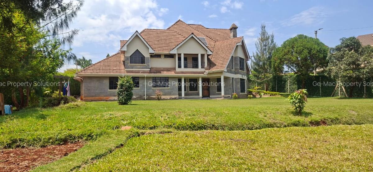 6 Bed House with En Suite in Runda - 11