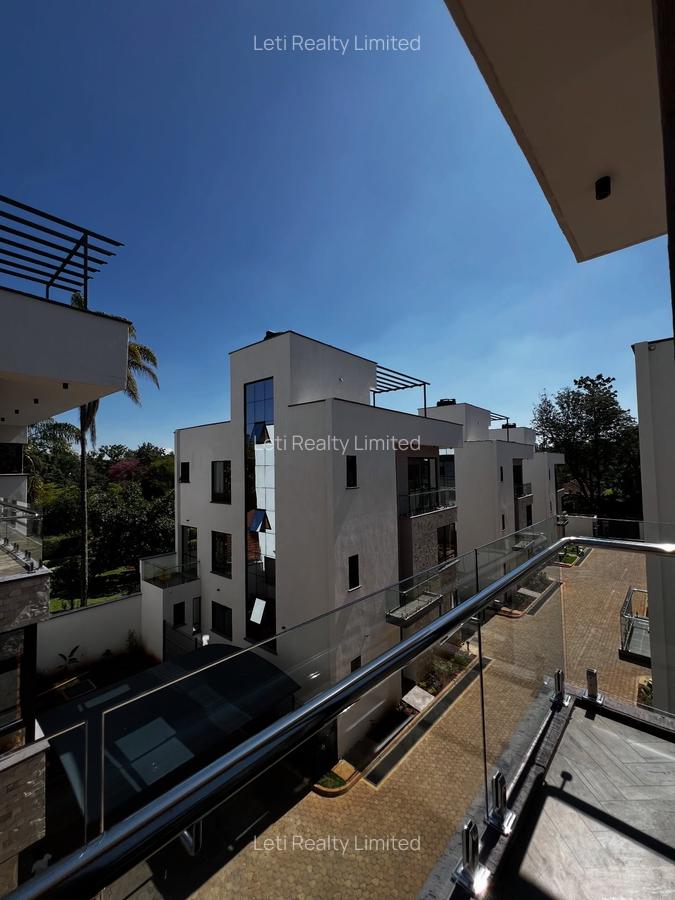 4 Bed Townhouse with En Suite in Lavington - 1