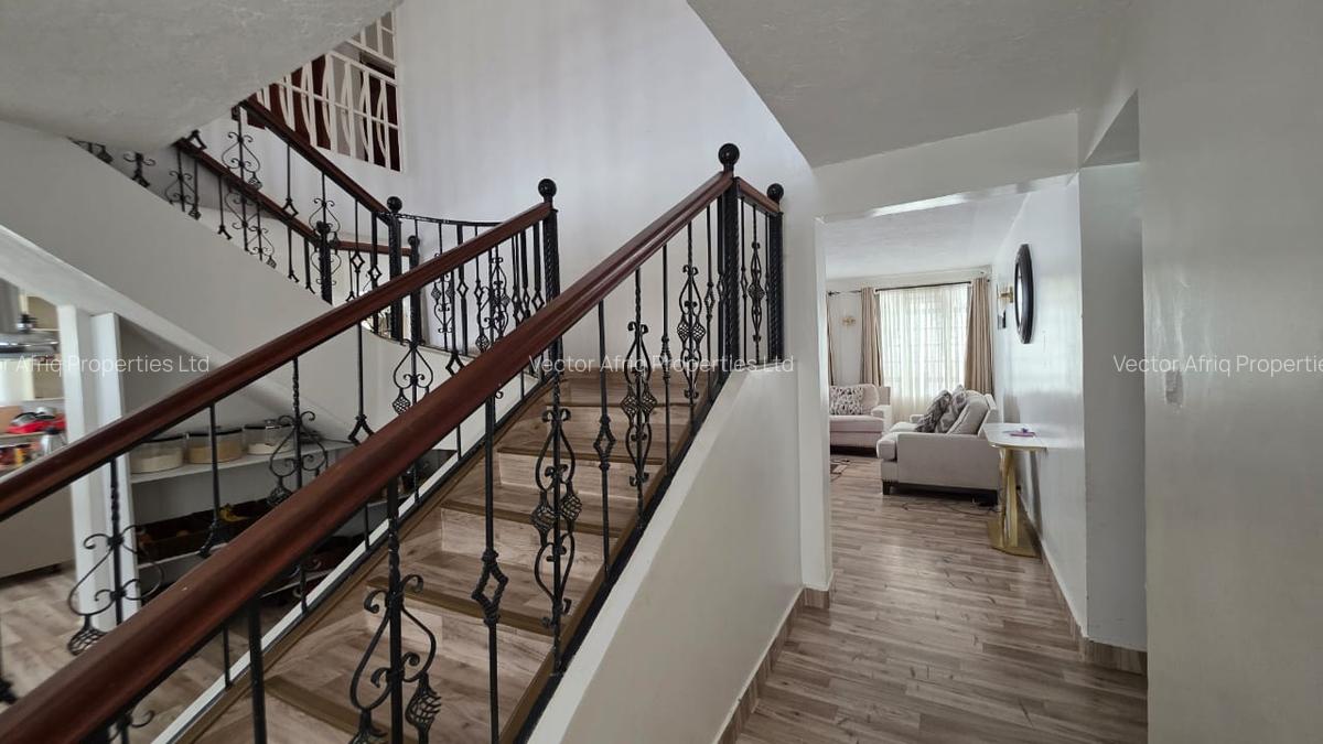 5 Bed Townhouse with En Suite in Kitengela - 16