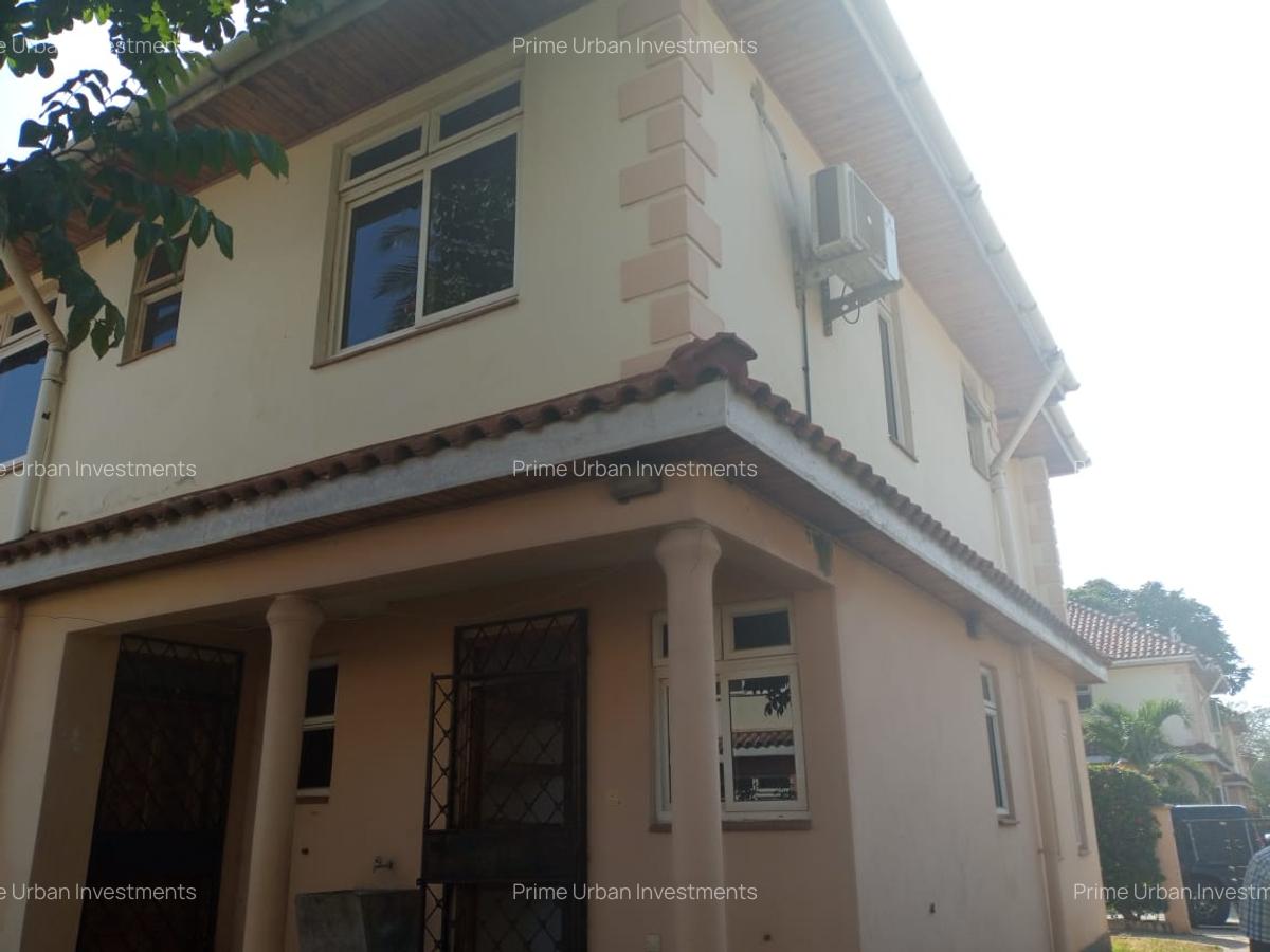 4 Bed Townhouse with En Suite in Mtwapa - 12