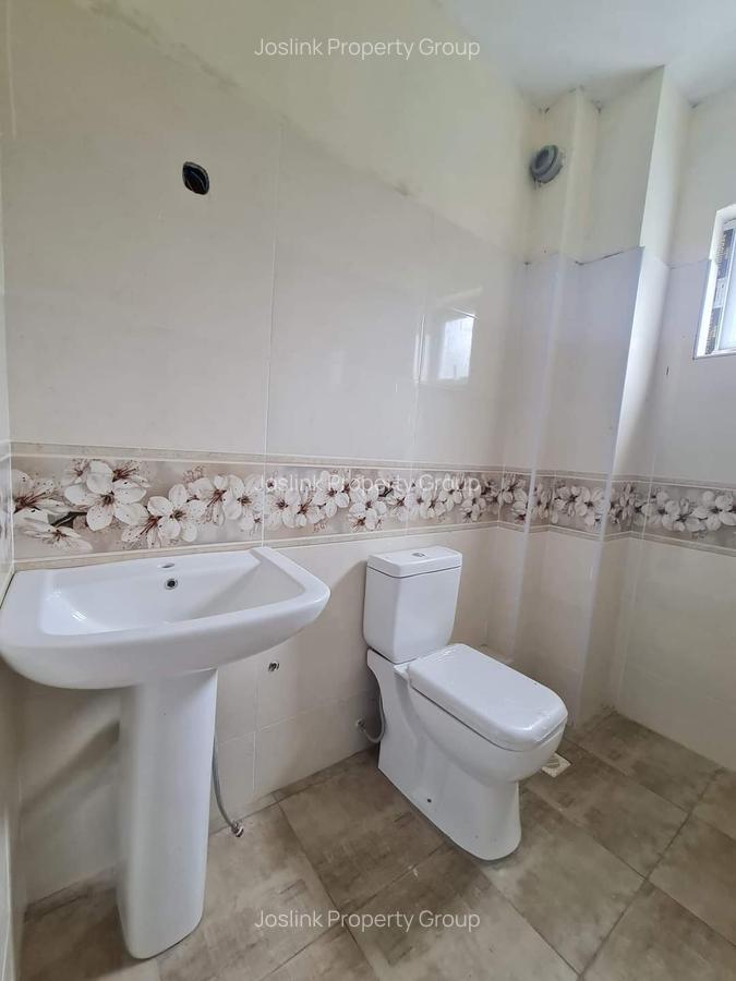 2 Bed Apartment with En Suite in Nyali Area - 6