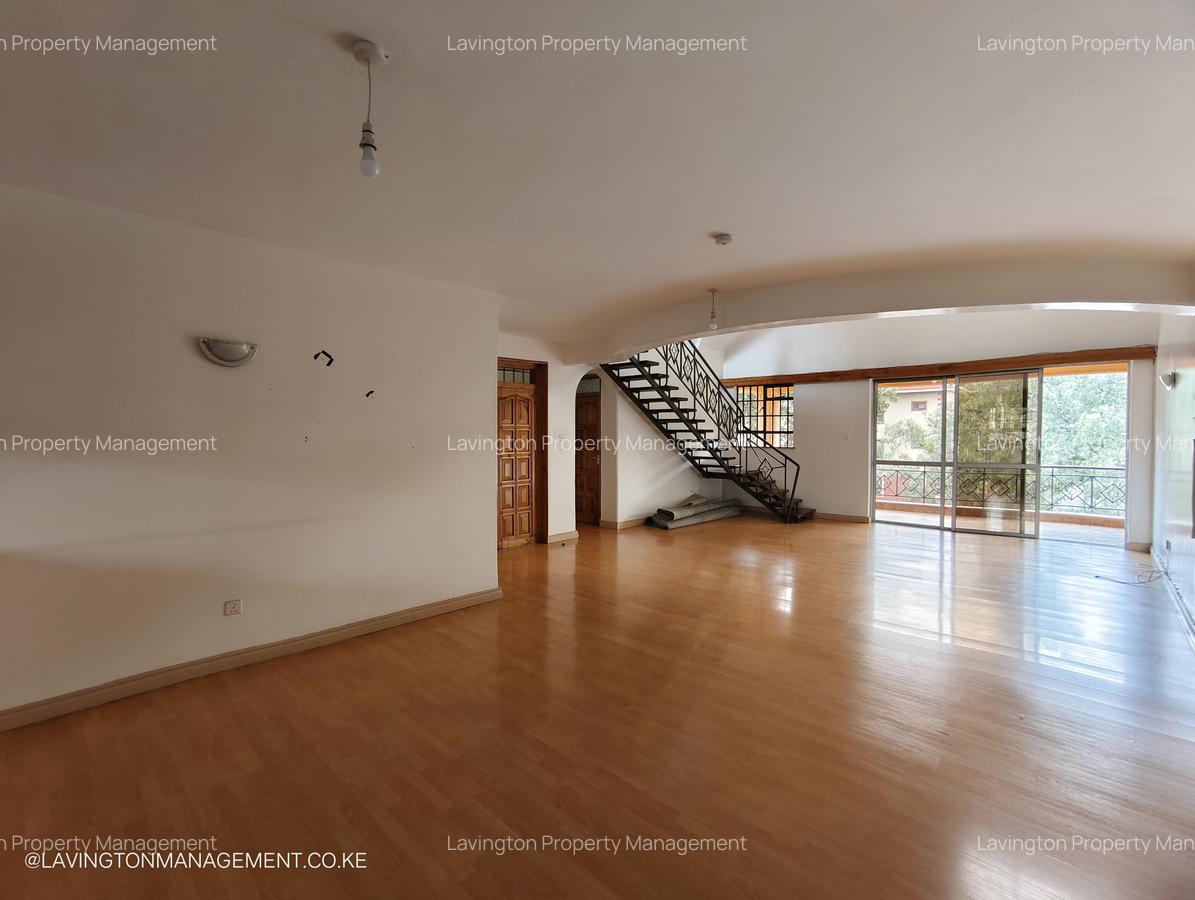 4 Bed Apartment with En Suite at Lavington Green - 18