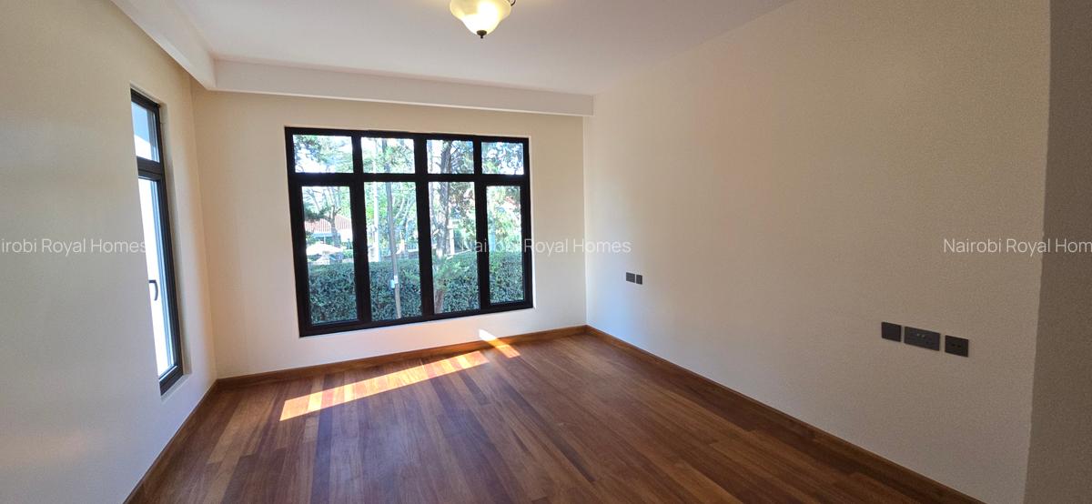 5 Bed House with En Suite at Runda Road - 18