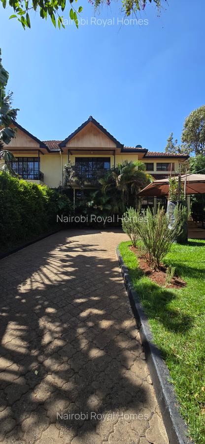 4 Bed Townhouse with En Suite at Lavington Green - 4