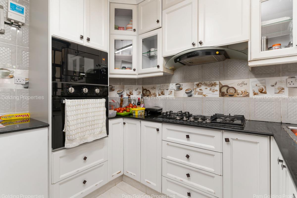 4 Bed Townhouse with En Suite at Off Namanga Road - 5