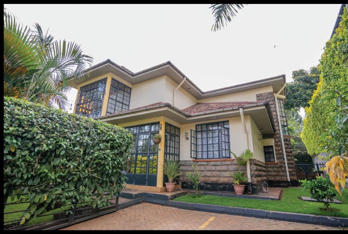 4 bed townhouse with en suite at loresho ridge