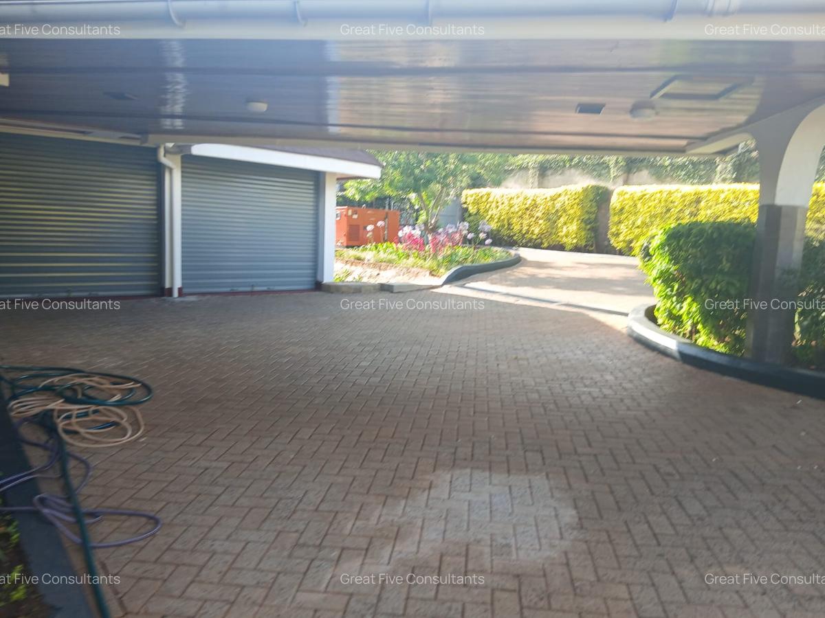 4 Bed Villa with En Suite in Runda - 4