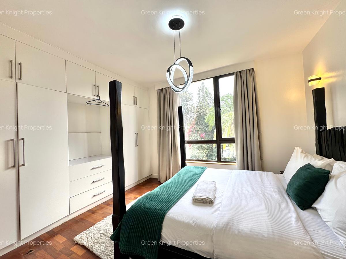 Serviced 2 Bed Apartment with En Suite in Kilimani - 9