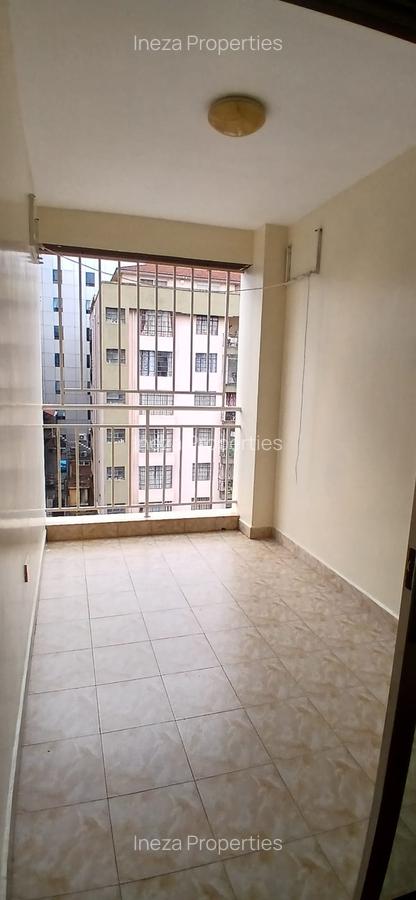 2 Bed Apartment with En Suite at Kindaruma Road - 6