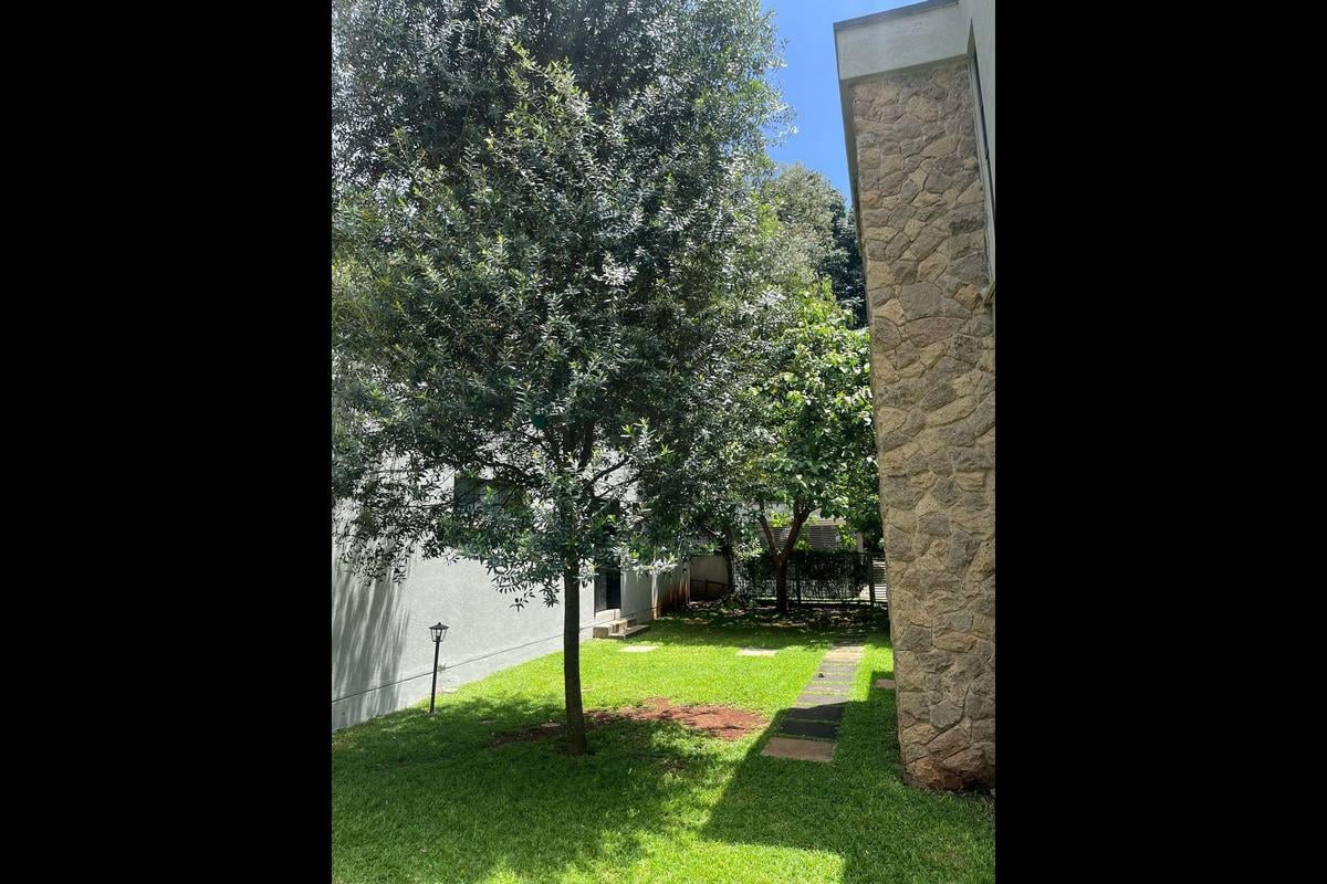 5 Bed House with En Suite in Karen - 9