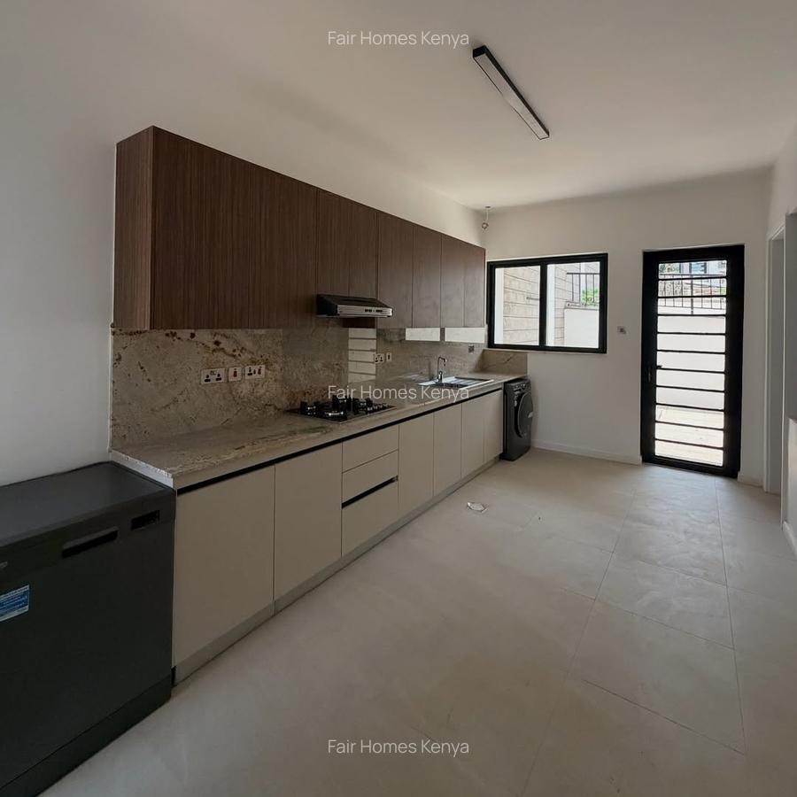 5 Bed Townhouse with En Suite at Mzima Springs - 6