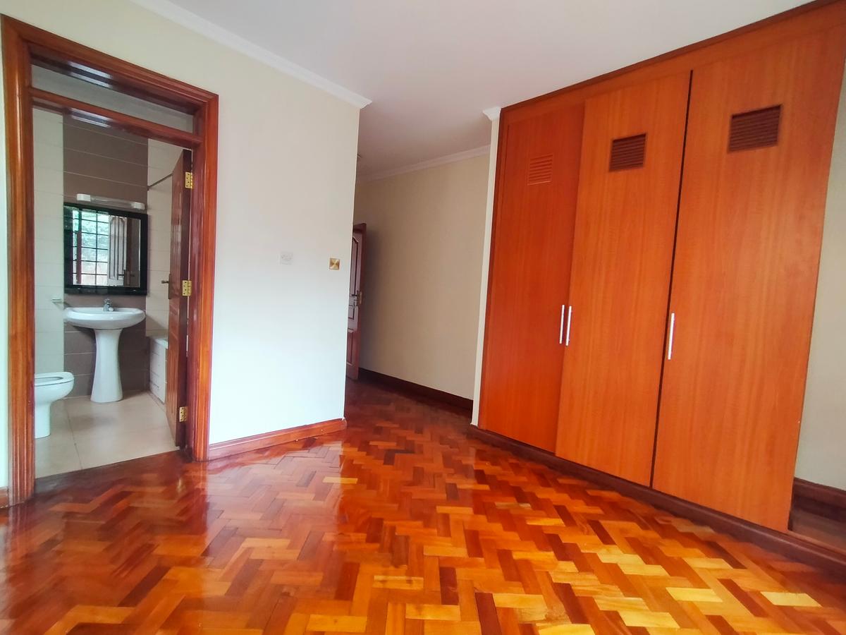 4 Bed House with En Suite in Karura - 12