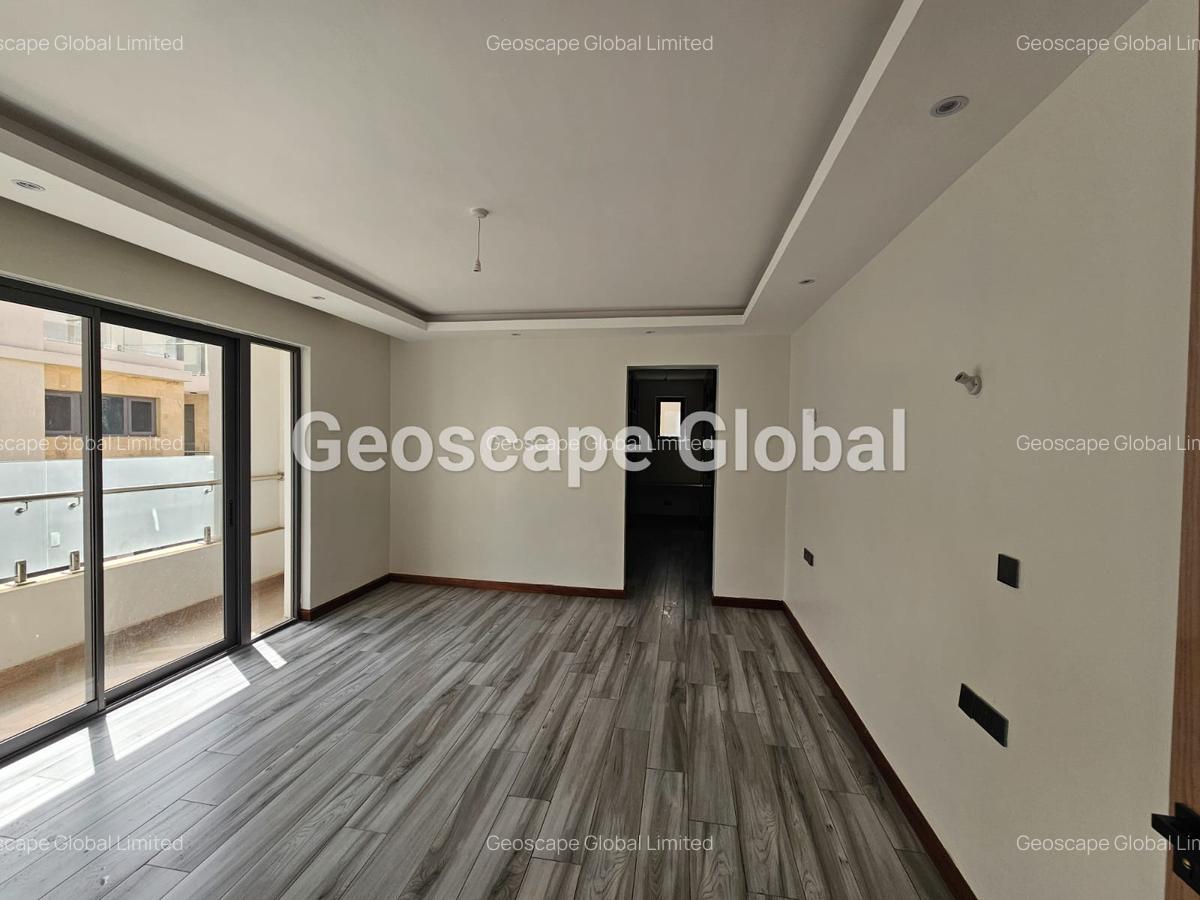 5 Bed Townhouse with En Suite in Lavington - 5