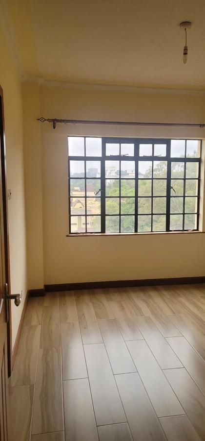 2 Bed Apartment with En Suite in Westlands Area - 7