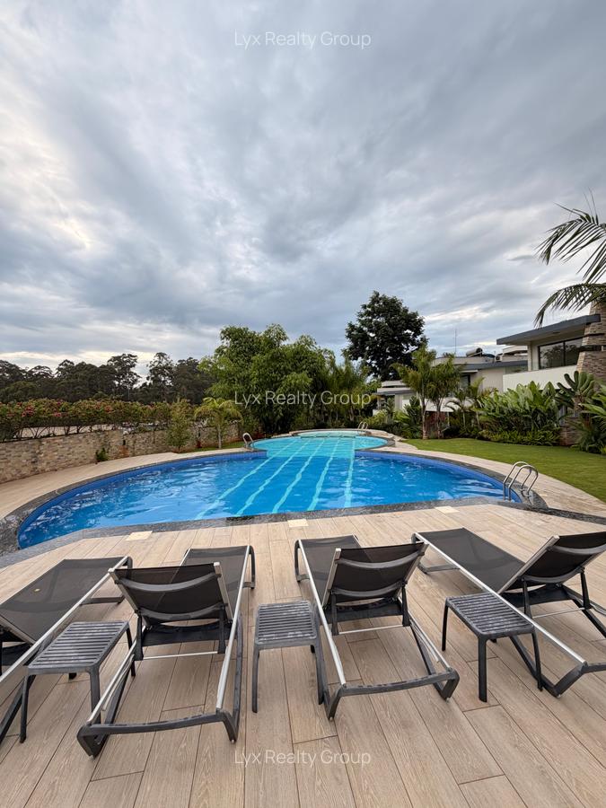 4 Bed Villa with En Suite in Spring Valley - 9