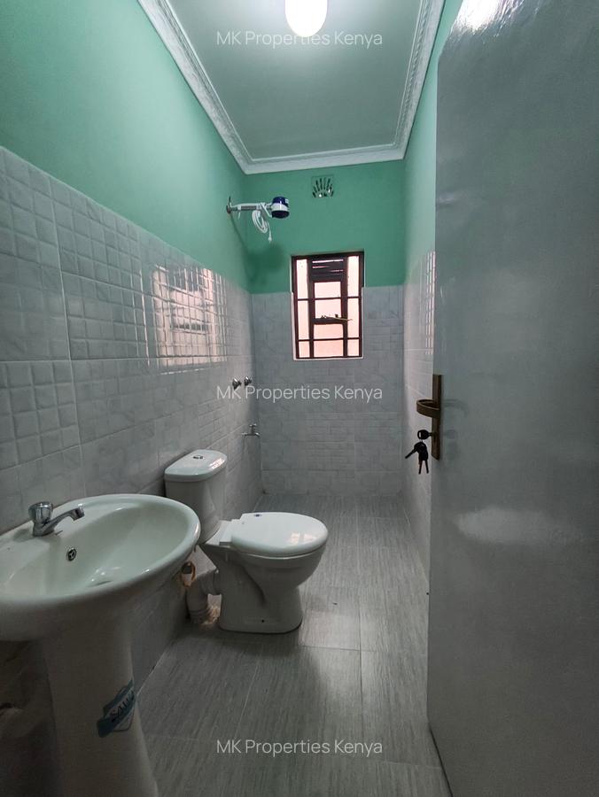 4 Bed House with En Suite at Magadi Road - 8