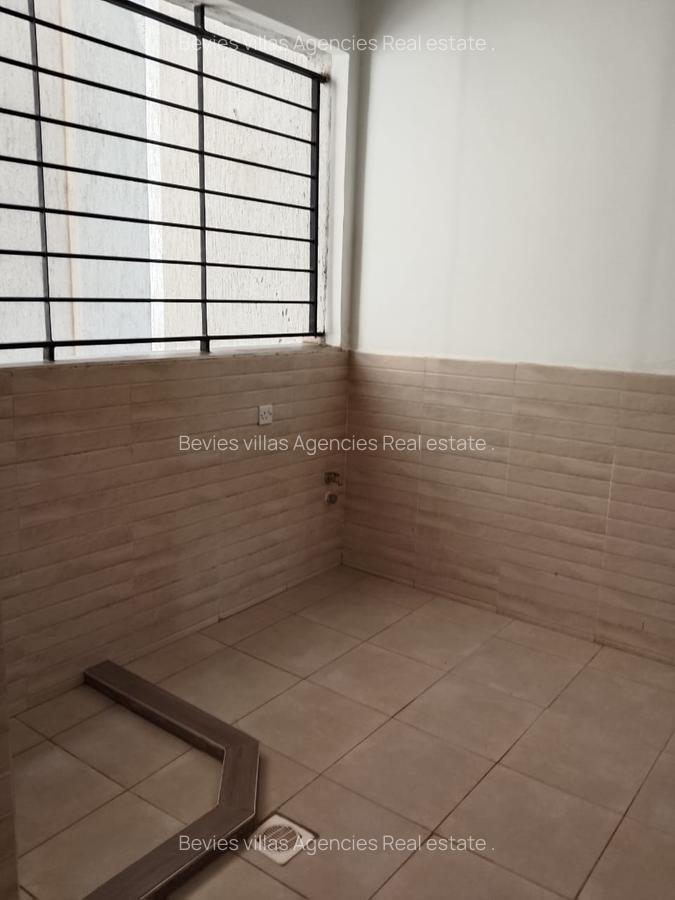 3 Bed Apartment with En Suite in General Mathenge - 9