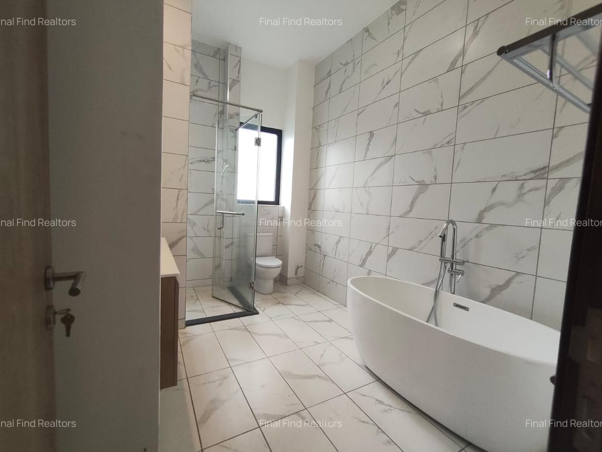 3 Bed Apartment with Backup Generator in Rosslyn - 18