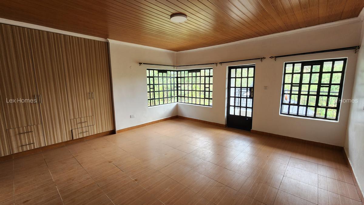 3 Bed House with En Suite at Rimpa - 13