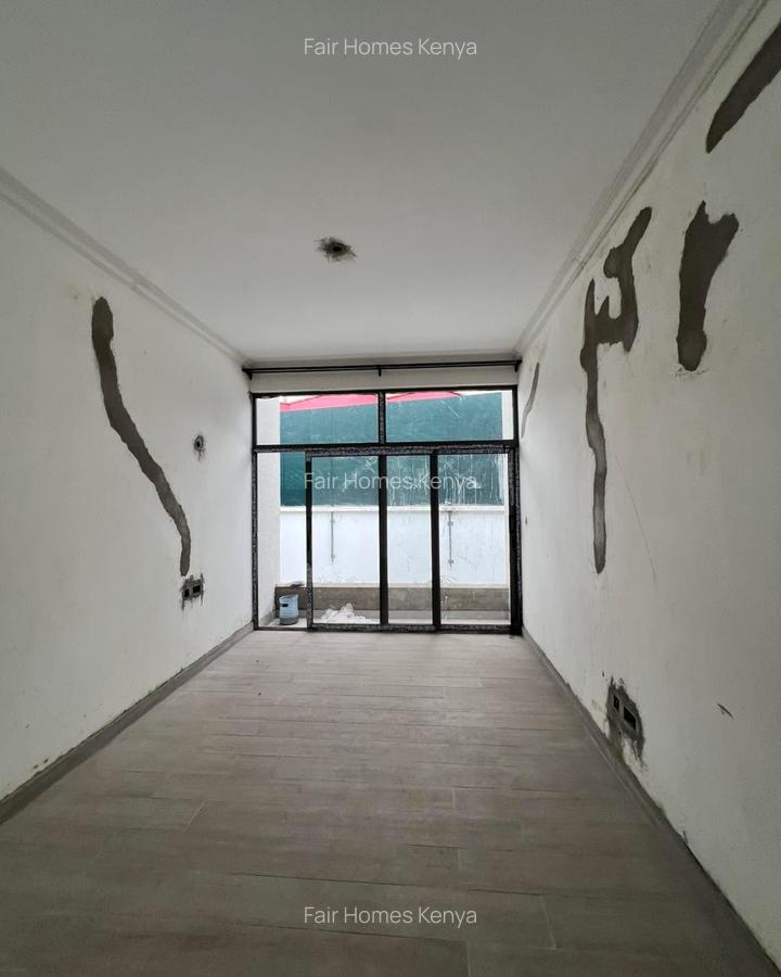 5 Bed Townhouse with En Suite at Lavington Green - 9