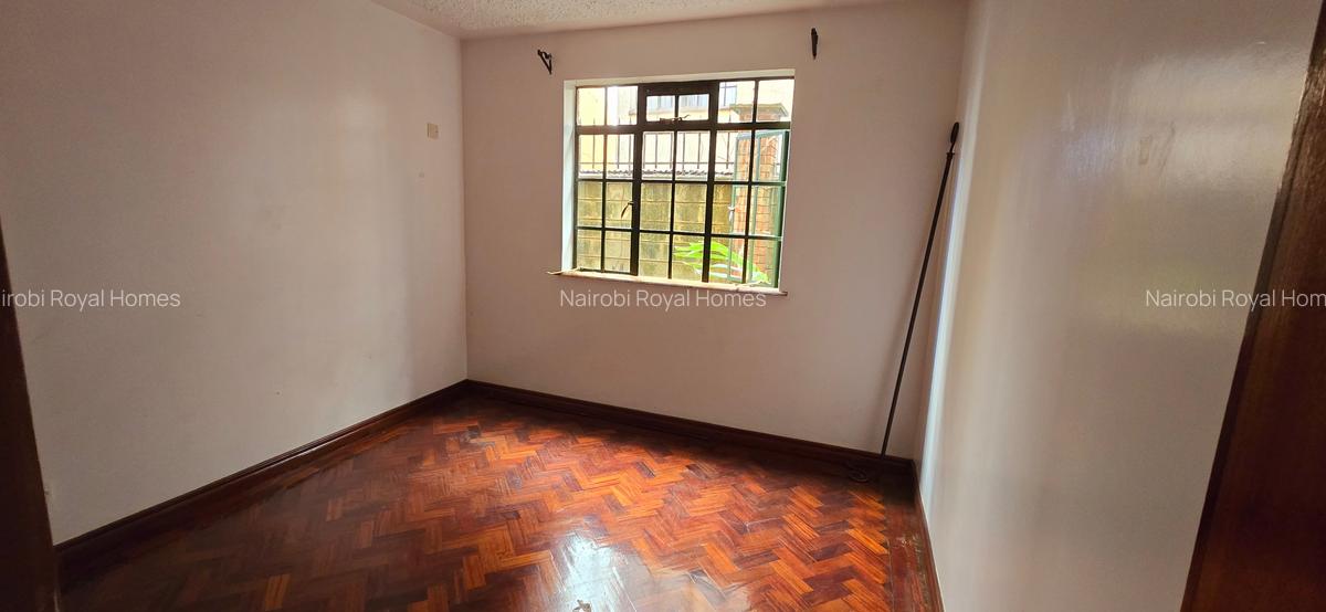 4 Bed Townhouse with En Suite at Lavington Convent Drive - 9