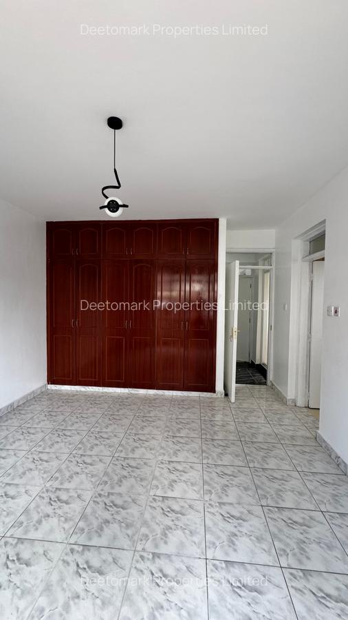 3 Bed Apartment with En Suite at Kilimani - 11