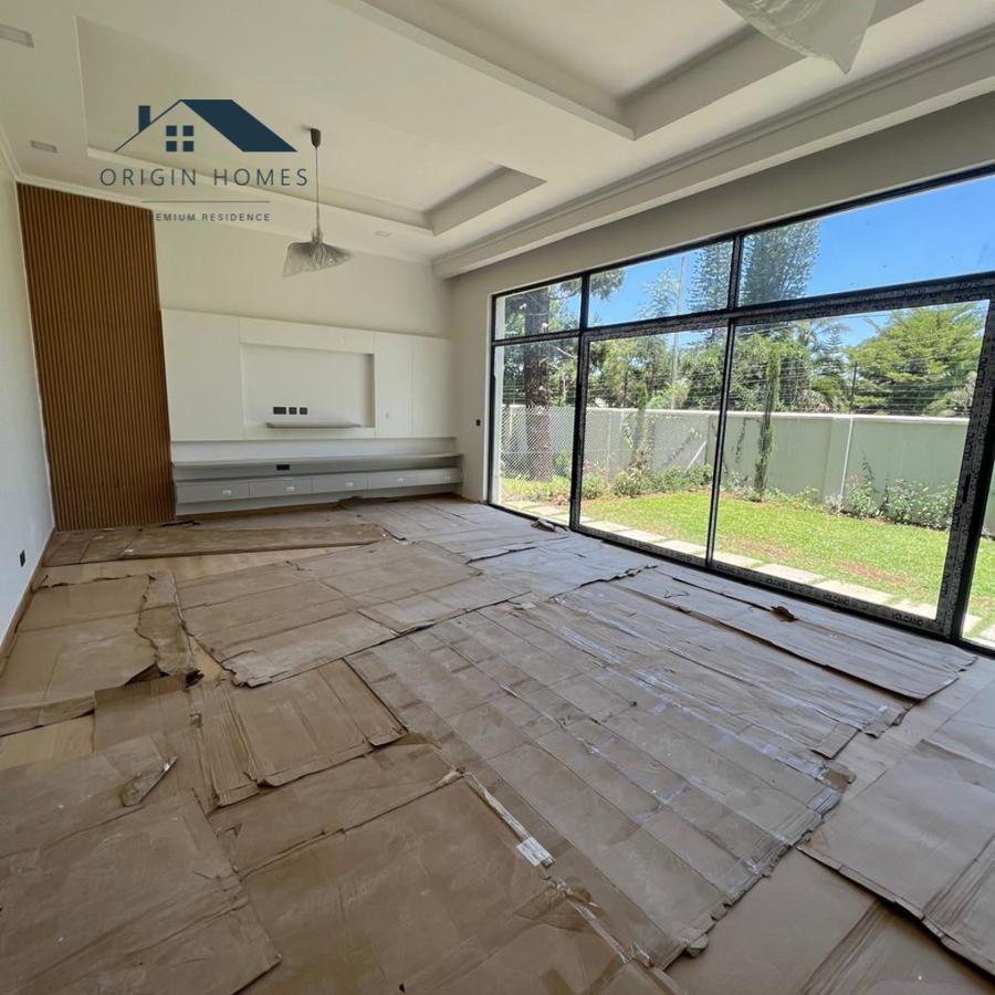 5 Bed Townhouse with En Suite at Lavington - 8