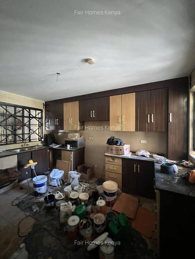 5 Bed Townhouse with En Suite at Kaputei Gardens - 6