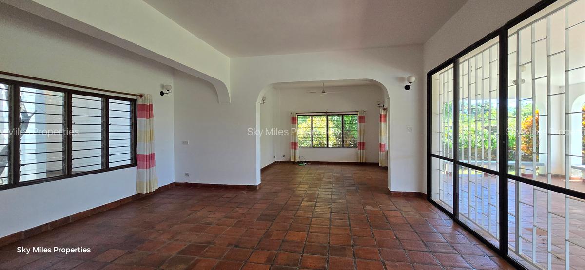 4 Bed House with Swimming Pool at Go-Kart Mombasa - 8