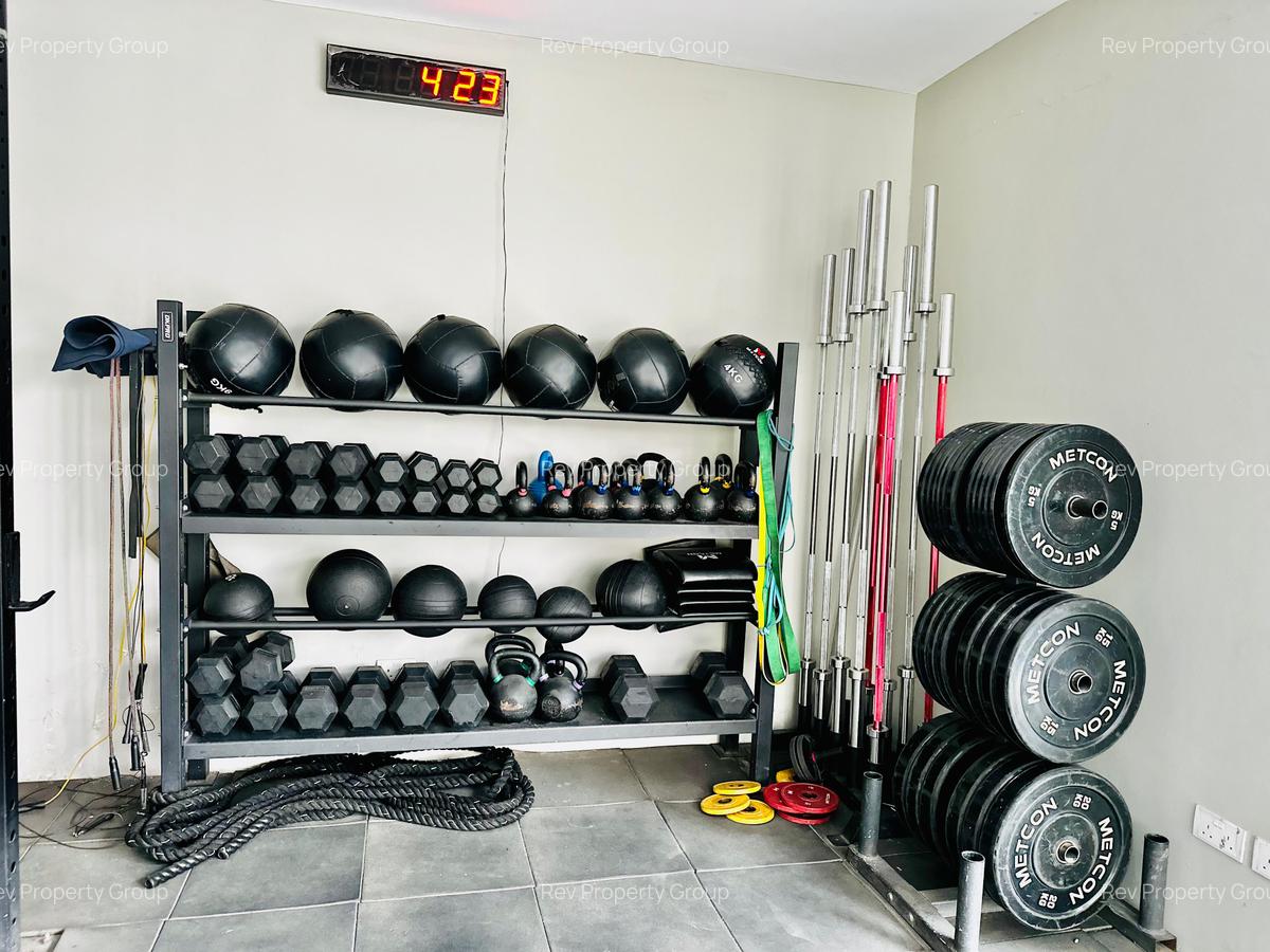 Serviced 2 Bed Apartment with En Suite in Lavington - 17