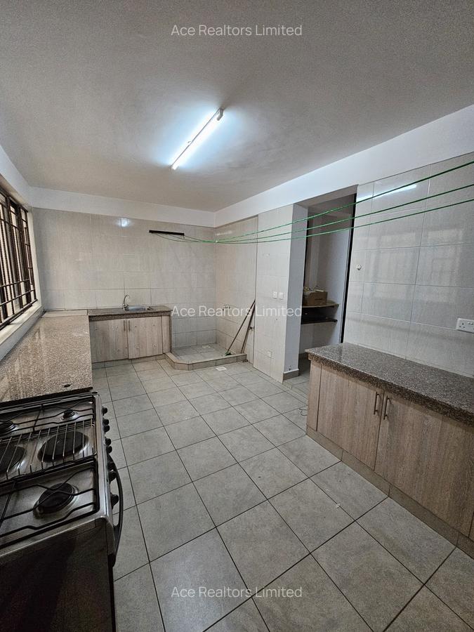 4 Bed Apartment with En Suite at General Mathenge - 7