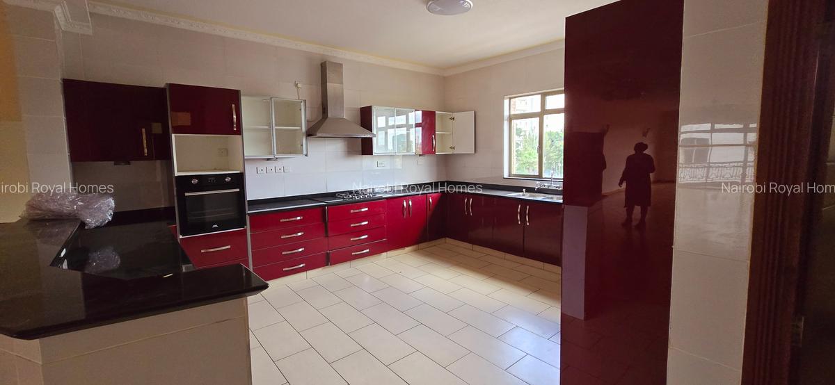 3 Bed Apartment with En Suite at Kilimani - 4